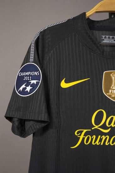 طقم برشلونة الاحتياطي 2011