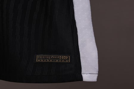 طقم كرنثياز الاساسي 2025/2026