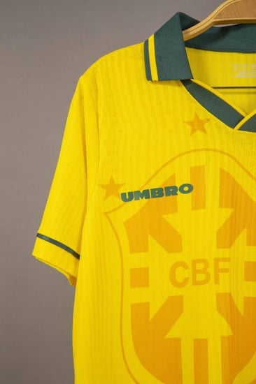 طقم منتخب البرازيل كلاسيكي 1994