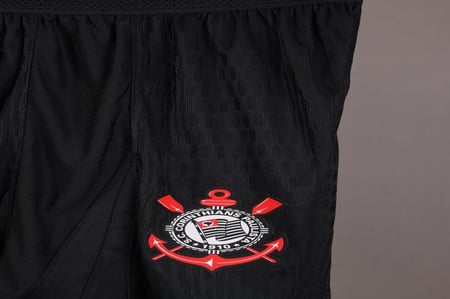 طقم كرنثياز الاساسي 2025/2026