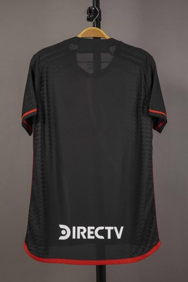 طقم ليفر بليت الاحتياطي 2025/2026