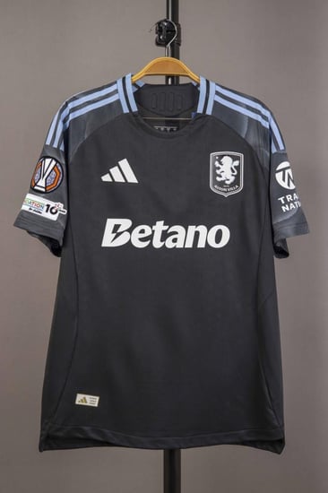 طقم استون فيلا الاحتياطي 2025/2026