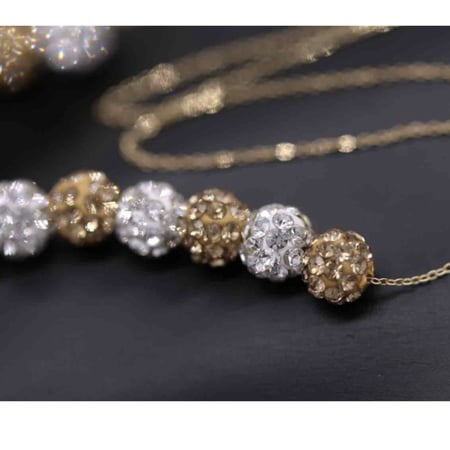 عقد ذهب عيار 18