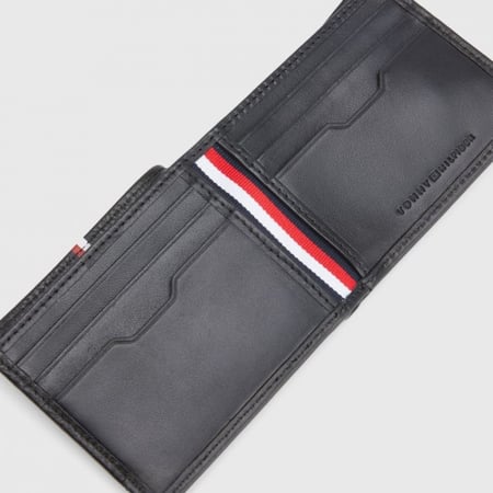 محفظة جلدية من تشكيلة داون تاون تومي