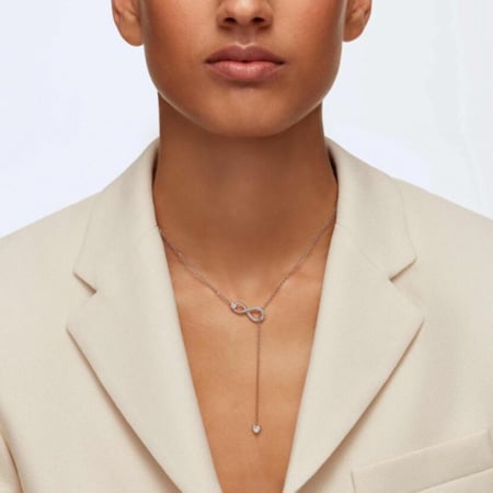 عقد Swarovski Inifinity  من سوارفسكي