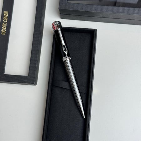 قلم ربيرتو كافالي