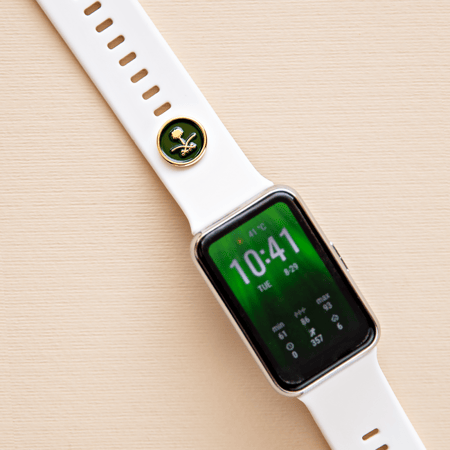 دبوس ساعة ابل الشعار الرسمي للسعودية سيفين و نخلة