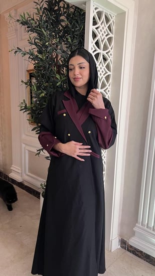 عباية اسود وبرغندي بالطو رززززه وفخمه