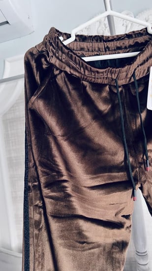 بنطلون بني ثيرمال مبطن بالفرو الداخلي بالكامل كاجوال مخمل بجيوب ومطاط من الوسط فوي سايز