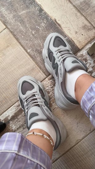 حذاء رصاصي فاتح ورصاصي غامق رياضي عملي ومريح