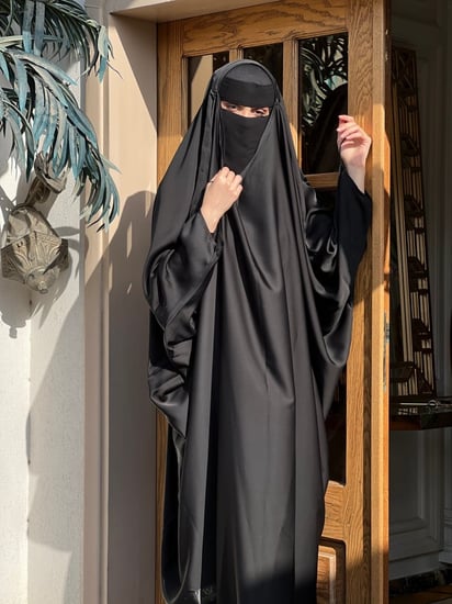 عباية راس قماش كوري جودة جداً عالية