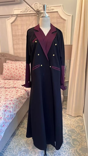 عباية اسود وبرغندي بالطو رززززه وفخمه