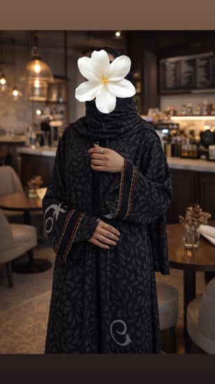 عباية مشجرة خفييييييفه صيفيه باااااااارده