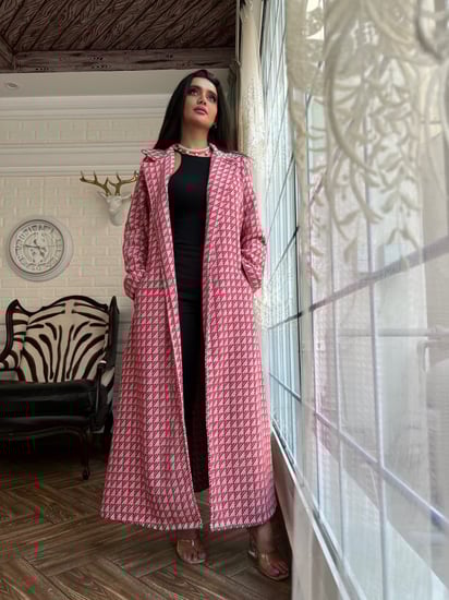 عباية / بالطو صوف شتوي احمر واوف وايت  بجيوب وحزام