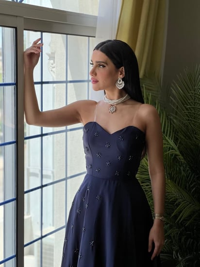 فستان سهره  تفته كحلي مطرز كلوش