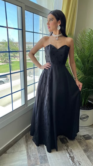 فستان سهره  تفته اسود مطرز كلوش