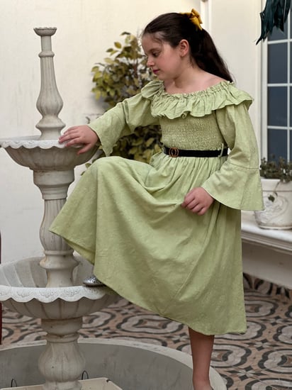 فستان بناتي اخضر ساده مع حزام رقم 4