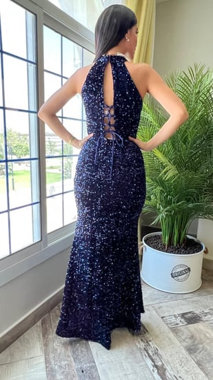 فستان سهره ترتر كحلي سكيني مفتوح من الامام ومن الظهر حبال بشكل اكس