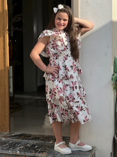 فستان بناتي ابيض قطن أبيض مشجر رقم 1