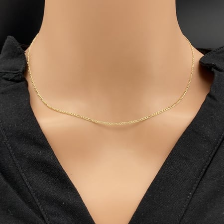 عقد ذهب عيار 18 الوزن 1.1 جرام