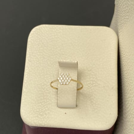 نصف طقم اطفال عيار 18 الوزن 1.38 جرام