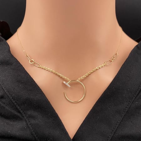 عقد ذهب عيار 18 الوزن 1.95 جرام