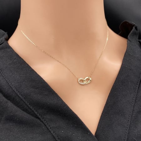 عقد ذهب عيار 18 الوزن 0.7 جرام