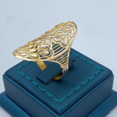 خاتم ذهب عيار 21 الوزن 3.7 جرام