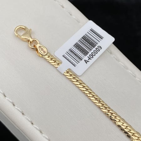 اسواره ذهب عيار 18 الوزن 3.12 جرام