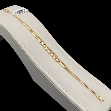 اسواره ذهب عيار 18 الوزن 3.12 جرام