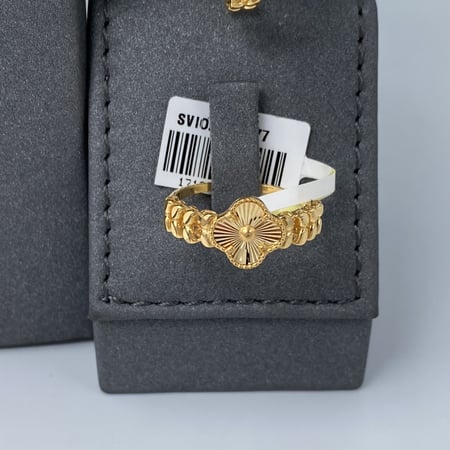 طقم ذهب عيار 21 الوزن 31.5 جرام