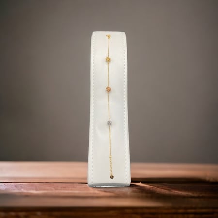 اسوارة ذهب بتصميم بسيط عيار 18 وزن 2.97 جرام