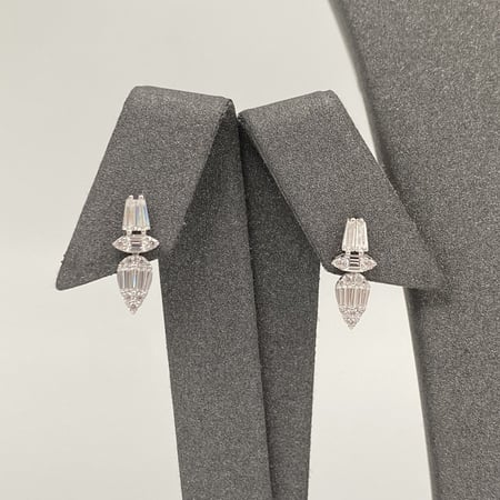 طقم ذهب عيار 18 الوزن 6.5 جرام