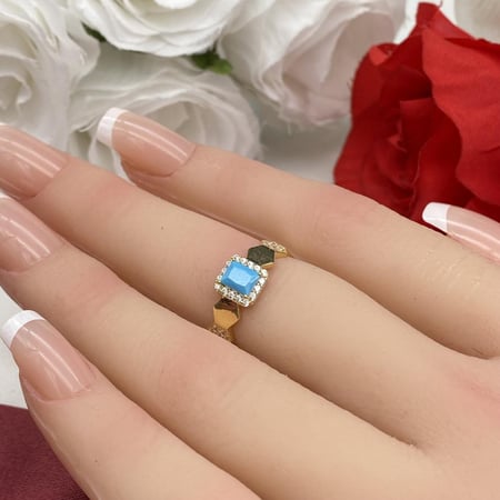خاتم ذهب عيار 18 الوزن 1.4 جرام