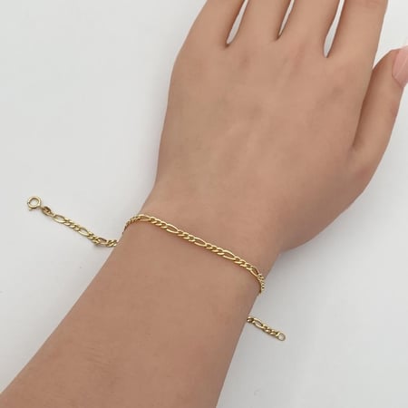 إسوارة ذهب عيار 18 الوزن 0.93 جرام