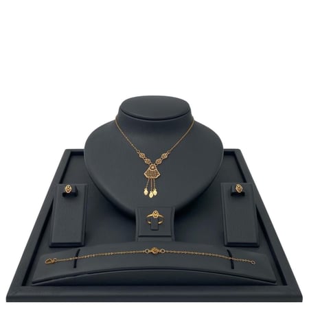 طقم ذهب ملكي للعروس عيار 21 وزن 6.32 جم يخطف الأنظار