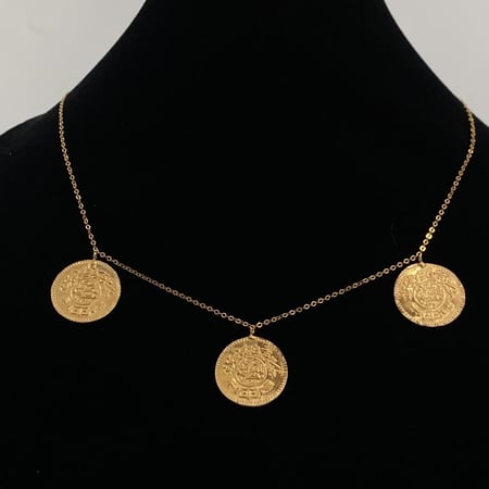 عقد ذهب عيار 21 الوزن 3.58 جرام