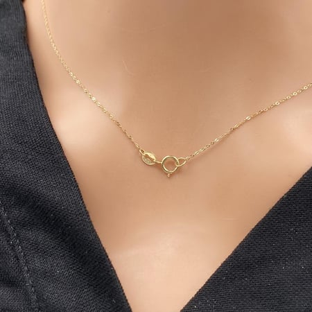 عقد ذهب عيار 18 الوزن 0.91 جرام