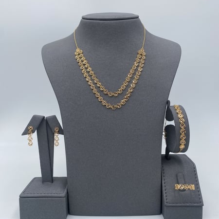 طقم ذهب عيار 21 الوزن 13.4 جرام