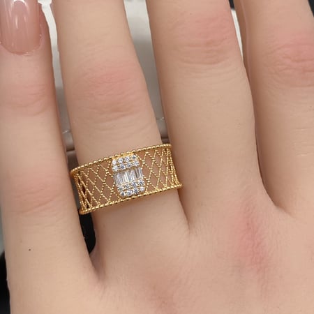 خاتم ذهب عيار 21 الوزن 2.49 جرام قطعة ذهب تستحقينها