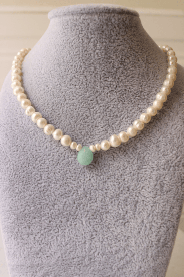 سلسلة لولو مع حجر دمعة تيفاني