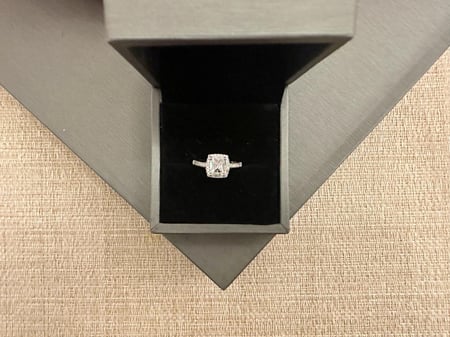 خاتم مستطيل فضه عيار 925