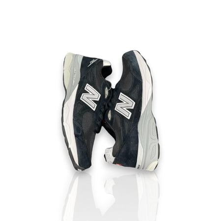 New Balance 990