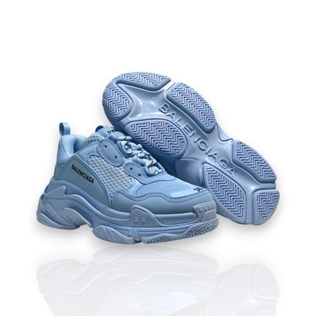 Balenciaga -بالينسياغا