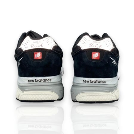 New Balance 990