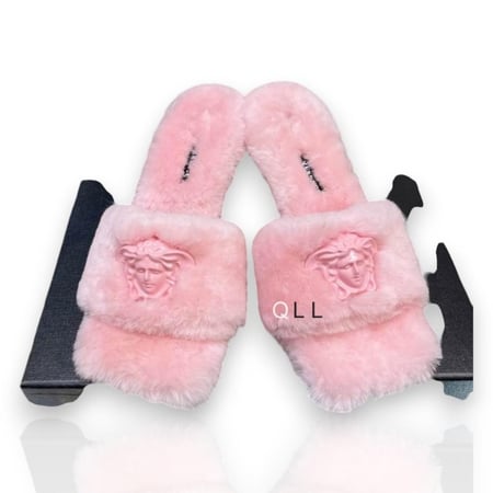 حذاء فيرزاتشي سليبر نسائي   - Versace Shoes Slippers  Women's