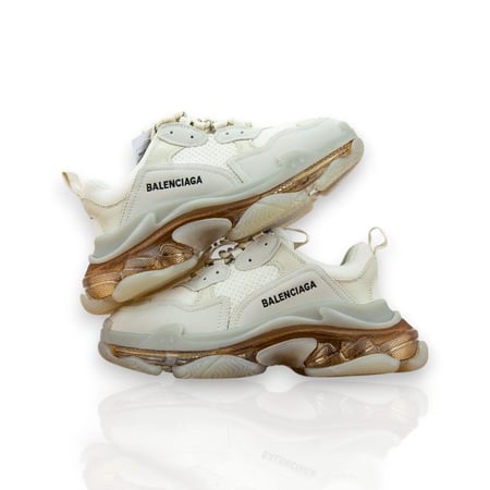 Balenciaga -بالينسياغا