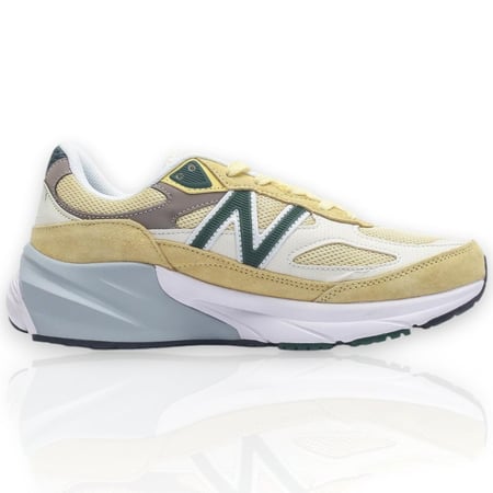 New Balance 990