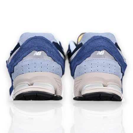 New Balance 2002