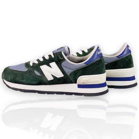 New Balance 990